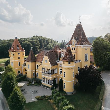 Georgi Schloss - Boutique Hotel Ehrenhausen Buitenkant foto