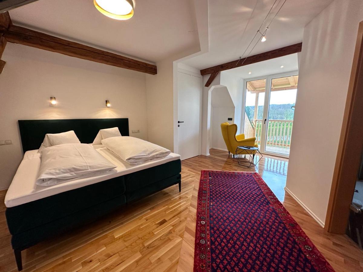Georgi Schloss - Boutique Hotel Ehrenhausen Buitenkant foto
