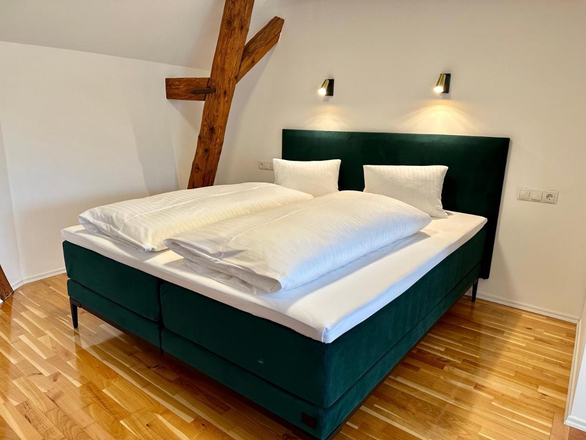 Georgi Schloss - Boutique Hotel Ehrenhausen Buitenkant foto