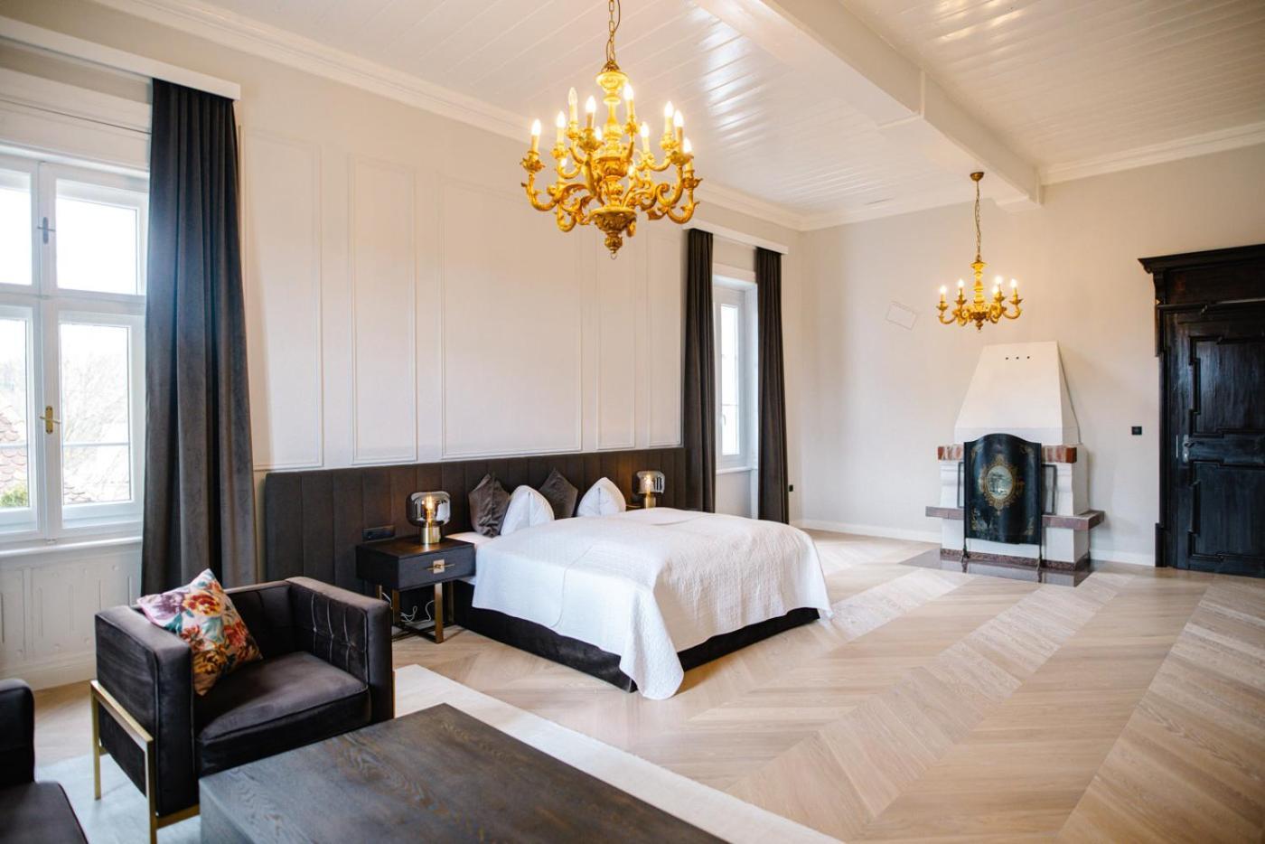 Georgi Schloss - Boutique Hotel Ehrenhausen Buitenkant foto