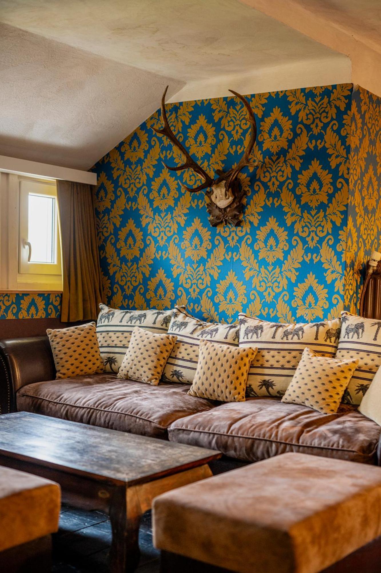 Georgi Schloss - Boutique Hotel Ehrenhausen Buitenkant foto